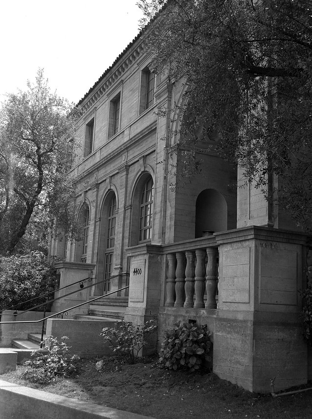 Angled view of the historic Ebell Club building in Los Angeles