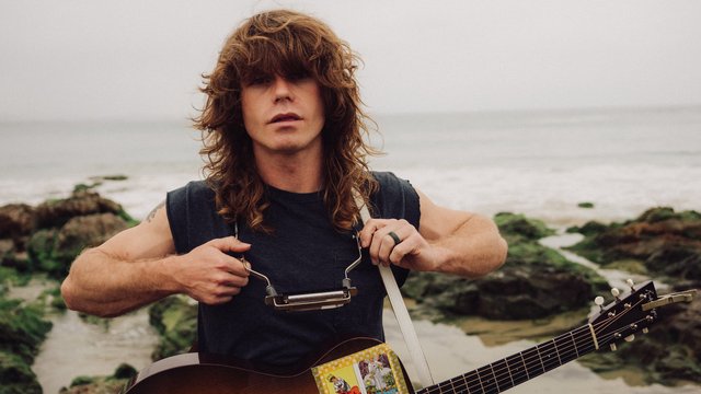 Portrait of singer-songwriter Jesse Welles