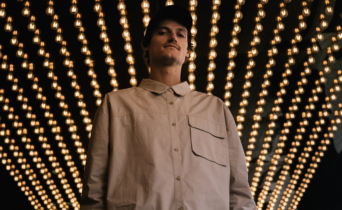 Promo portrait of Innellea from the artist page on Insomniac