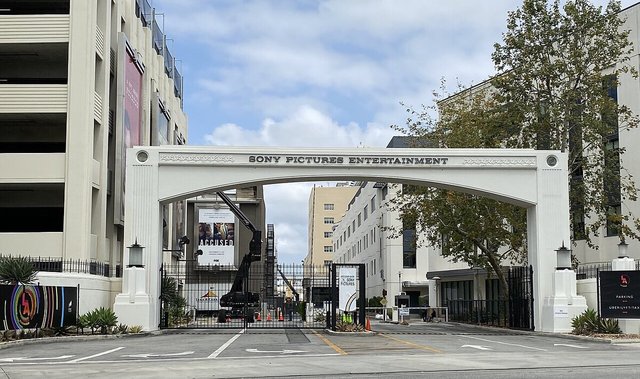 Sony Pictures Entertainment arch over the Culver Boulevard gate at Sony Pictures Studios in Culver City